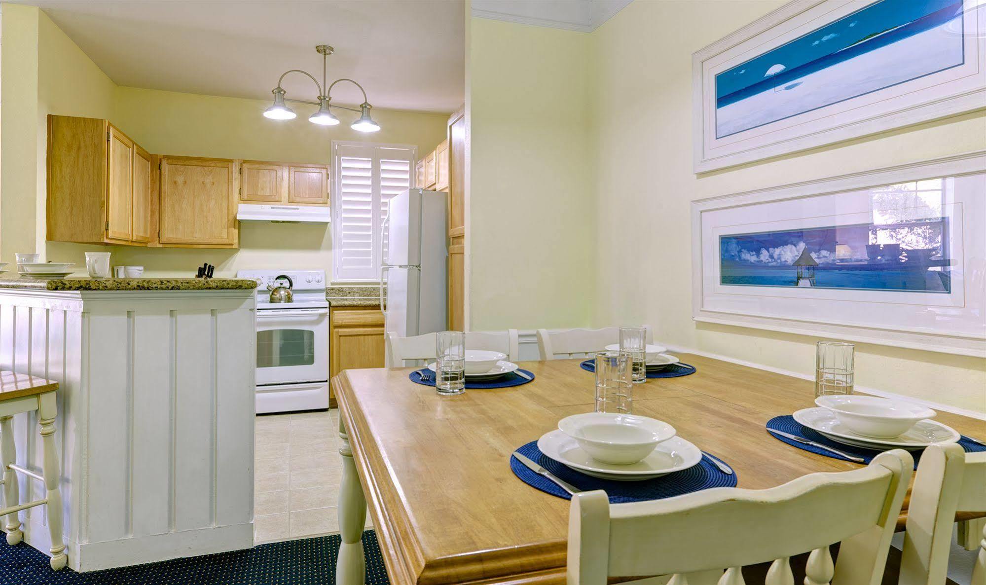 Runaway Beach Resort By Magical Memories -Disney Area Kissimmee Eksteriør billede